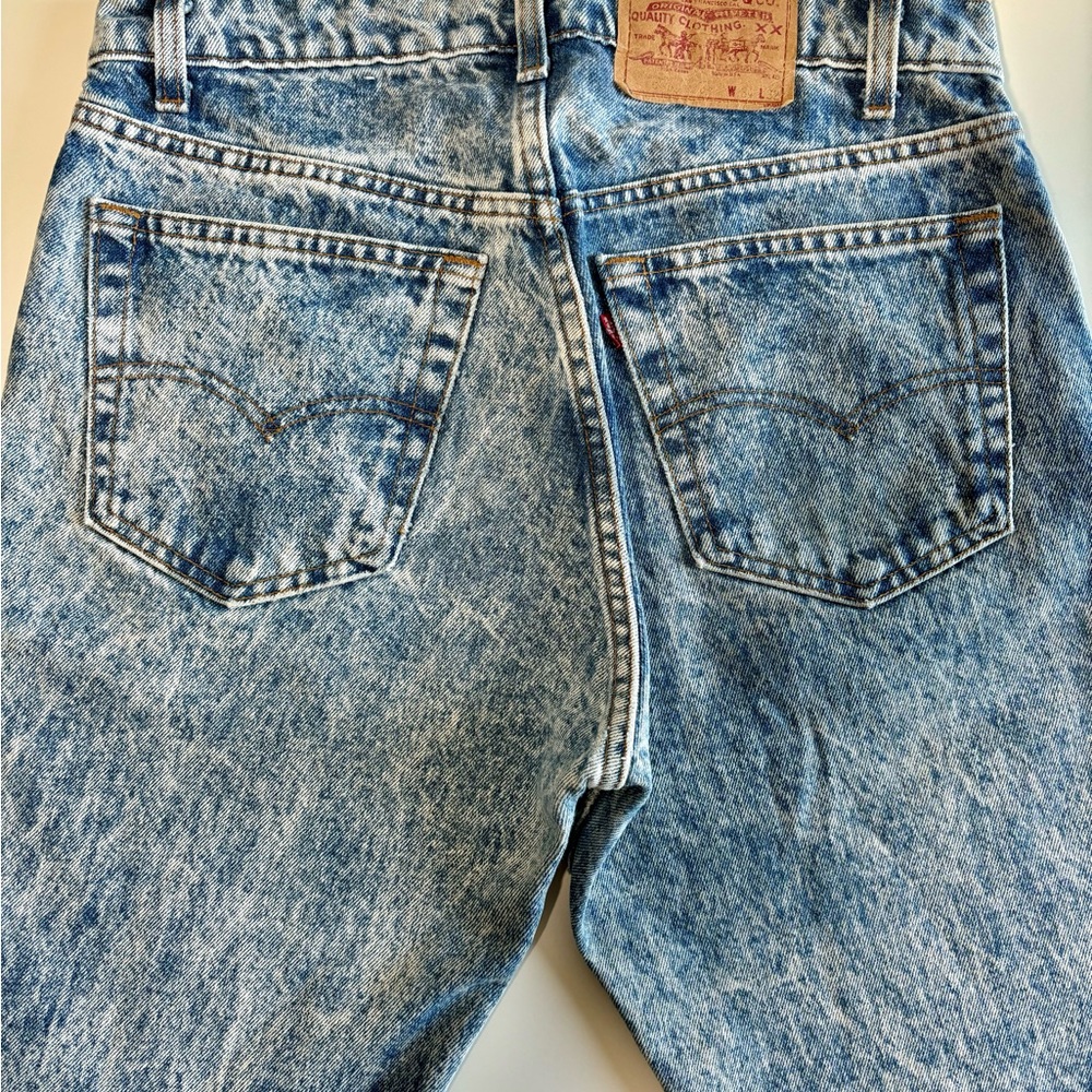Vintage Levi's Men's Light Blue Jeans